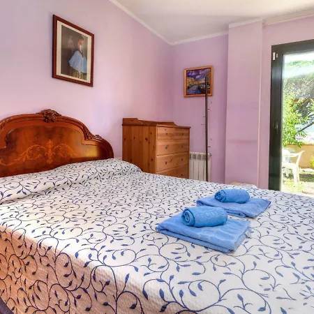Будинок відпочинку Holiday Garbi Playa Fenals